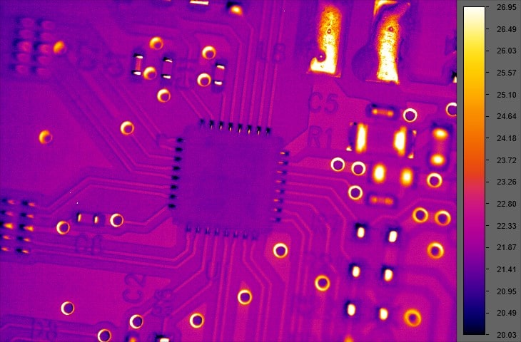 Термограмма платы с тепловизора COX CG640