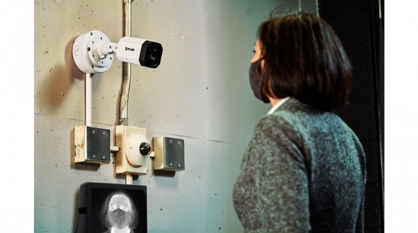 Тепловизор за 1 секунду измеряет температуру тела человека