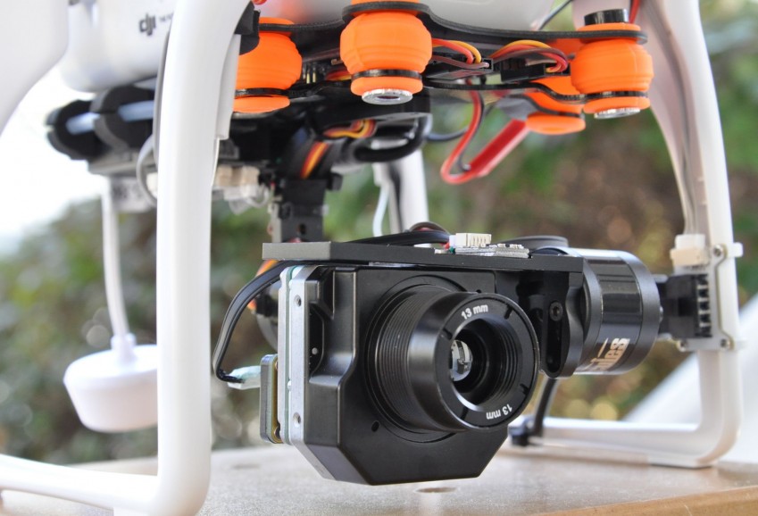 FLIR Tau2
