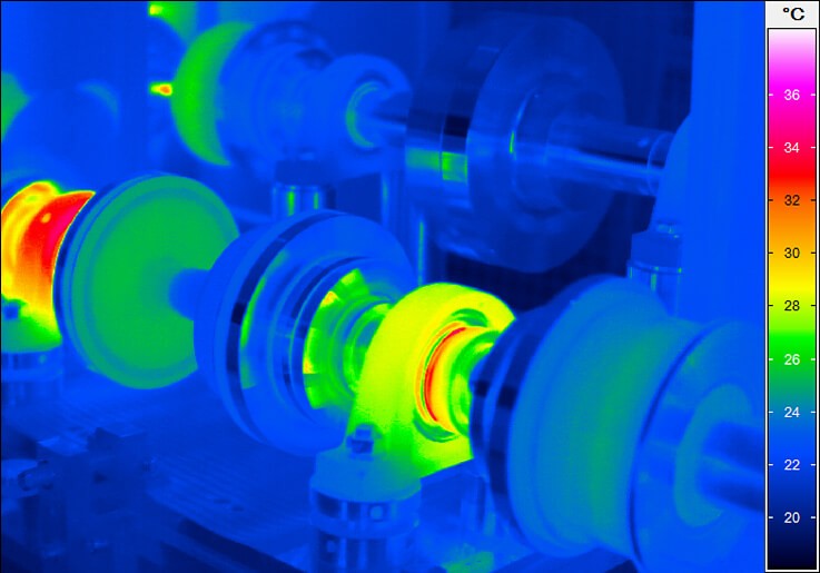 Термограмма с тепловизора VarioCAM HD research 700