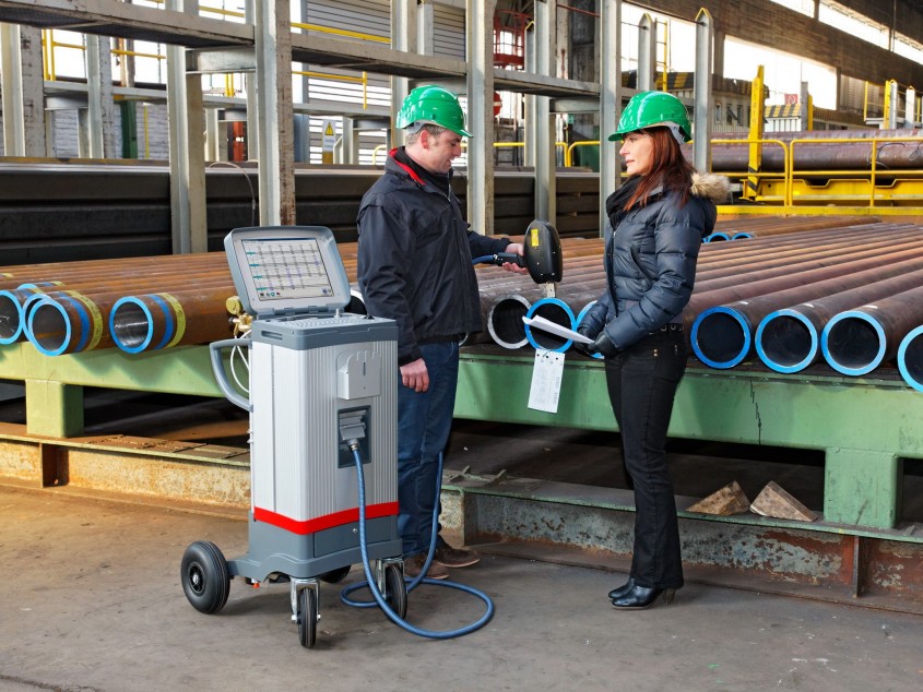 Анализ качества металла труб спектрометром SPECTROTEST