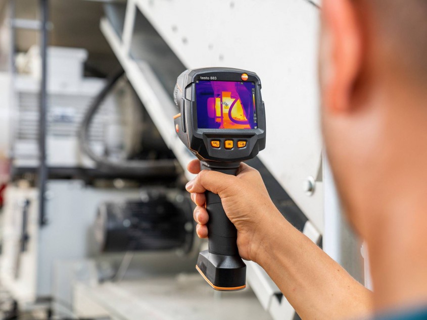 Тепловизор testo 883 для обследования электрокоммуникаций